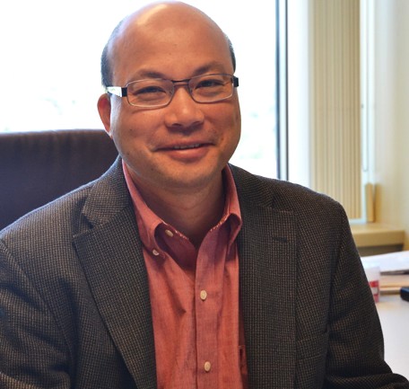 Portrait of Qizhong Guo